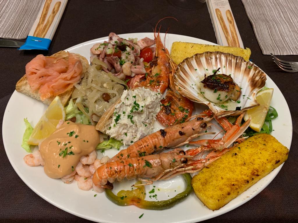 antipasto di pesce misto